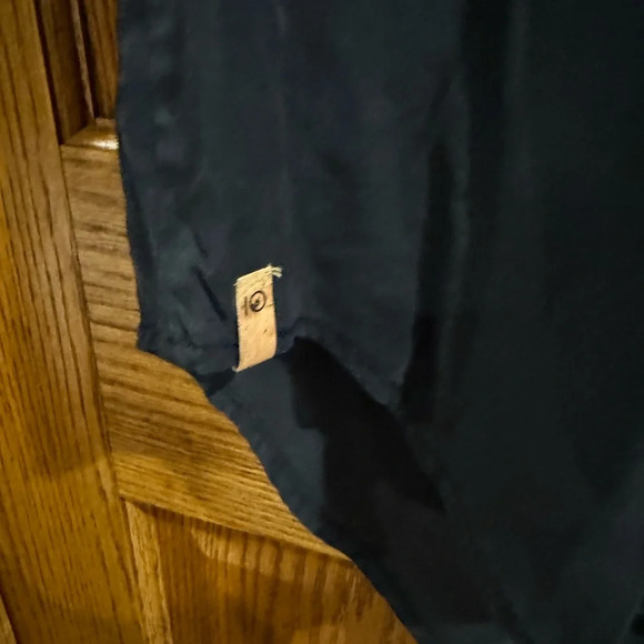 Tentree Fernie 100% Lyocell Button-up Blouse - Picture 5 of 8